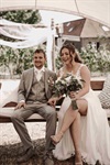 Bekijk deze foto groter. Foto: 'Huwelijk Eigen locatie 01 - Koen Mans en Mirka Korten'.